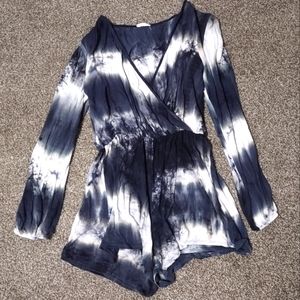 Wet Seal dark gray and white tye dye romper size medium